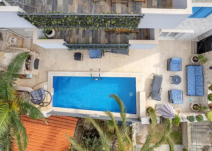 Capitis In The Centre- Luxury With Swimming Pool Apartmán Hvar Town