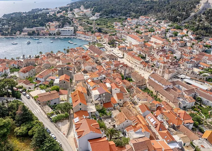 Apartmán Capitis In The Centre- Luxury With Swimming Pool *