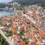 Apartment Capitis In The Centre- Luxury With Swimming Pool *