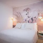 Capitis In The Centre- Luxury With Swimming Pool Hvar Town