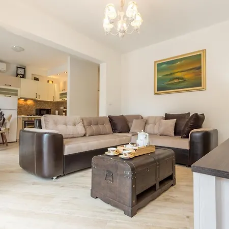 Appartement Villa Capitis In The Centre- Luxury Apartment With Swimming Pool Hvar Town