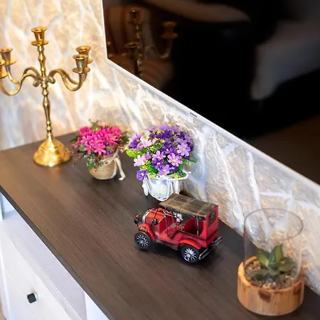 Villa Capitis In The Centre- Luxury Apartment With Swimming Pool Appartement *