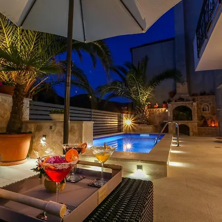 Appartement Villa Capitis In The Centre- Luxury Apartment With Swimming Pool Hvar Town