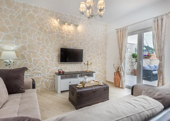 Capitis In The Centre- Luxury With Swimming Pool * Hvar Town