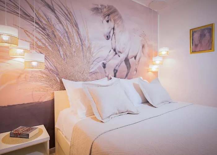 Apartamento Capitis In The Centre- Luxury With Swimming Pool Hvar Town